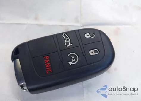 2014 Jeep Grand Cherokee Overland z USA, uszkodzony, nr VIN 1C4RJFCG3EC523356